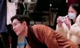 别人吃瓜我吃柠檬