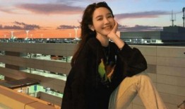 张大奕怎么吃瓜