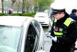 交警遇吃瓜后续,真相大白，围观者竟成关键线索