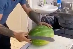 吃瓜都是有钱人,揭秘吃瓜背后的奢华生活