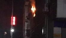 救火吃瓜群众,吃瓜群众见证英勇救火瞬间