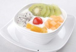 鸡瓜和酸奶一起吃有毒吗,安全食用指南