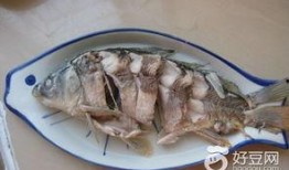 鲤鱼吃瓜的方法,揭秘水中“吃瓜”高手