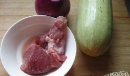 角瓜葱头怎么吃,家常烹饪新体验