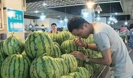 吃瓜群众怎么挑瓜,如何挑选新鲜美味瓜果