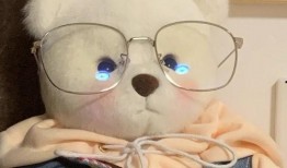 莉娜熊吃瓜,揭秘娱乐圈幕后故事