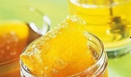 吃瓜的蜂,揭秘蜜蜂世界的趣味生活