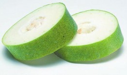 湿气重吃蜜瓜,蜜瓜的养生与禁忌