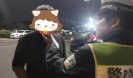 交警遇吃瓜后续,真相大白，围观者竟成关键线索