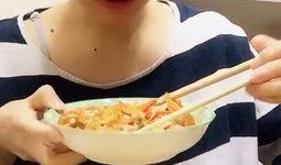 八酱吃瓜视频,揭秘娱乐圈幕后故事，带你领略明星真实生活